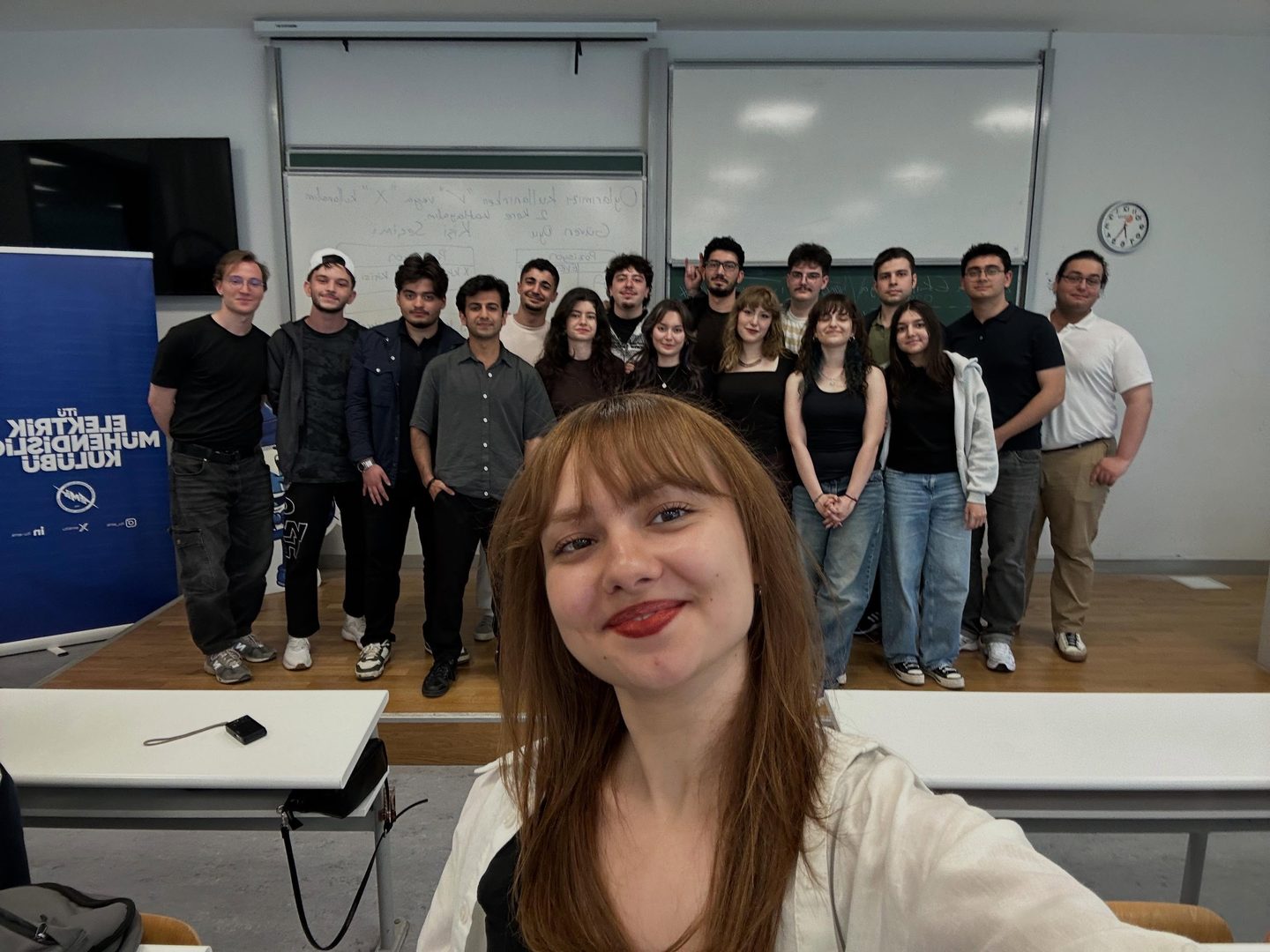 İTÜ Elektrik Mühendisliği Kulübü, Güncel Yönetim Kurulu, Yeni Başkan Selfie'si