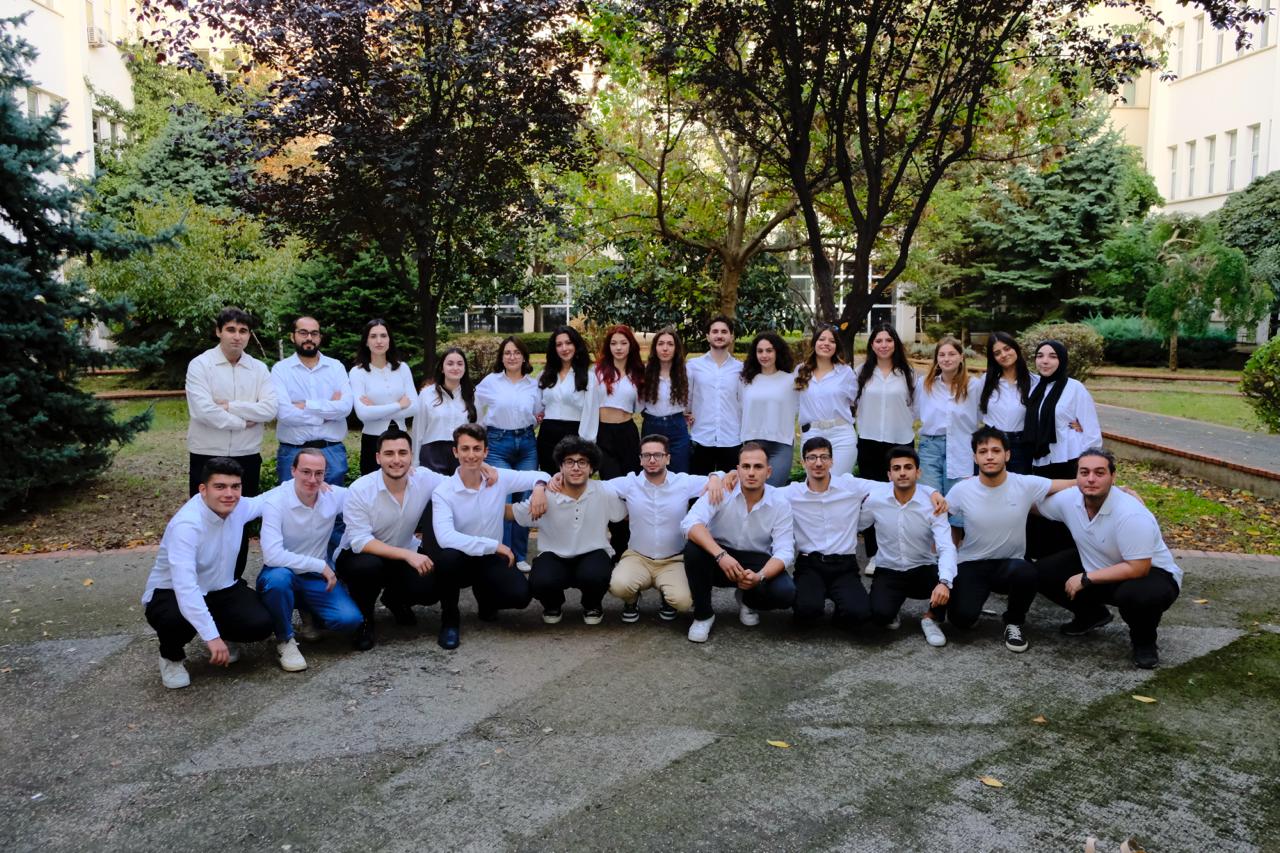 2024–2025 dönemi İTÜ EMK Yönetim Kurulu toplu fotoğrafı